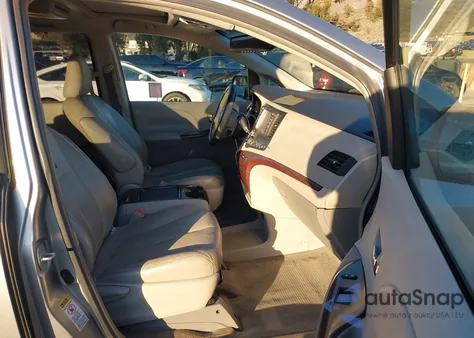 2011 Toyota Sienna Xle V6 from USA, damaged, VIN 5TDYK3DC2BS138495